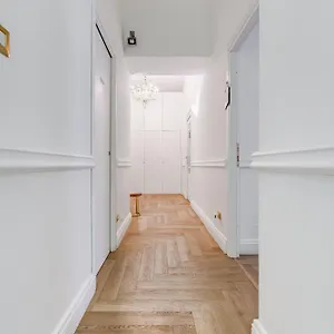 Hold - Luxury Bed & Breakfast