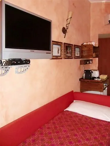 Bed & Breakfast Momi Bed And Breakfast Rome